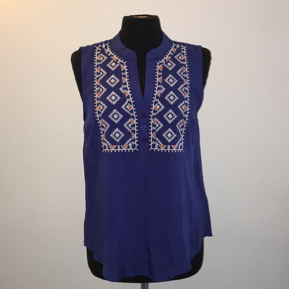 Mine - Sleeveless blouse